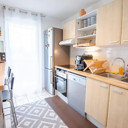 Le Grand Bain Apartman Tours